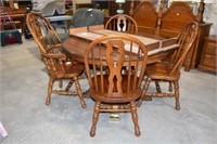 Dining Table, (4) Chairs