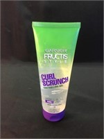 Garnier Fructis Style curl scrunch controlling