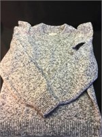 Universal Threads gray sweater- medium