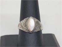 .925 Sterling Silver Mother of Pearl Ring