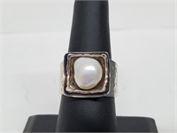 .925 Sterling Silver Pearl Ring