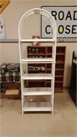 WHITE WICKER ARCHED SHELVING