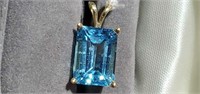 14k Pendant w Blue Stone