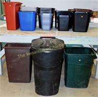 15 Trash Cans & Wastepaper Baskets