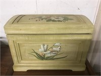 Small Jewelry Chest/Trunk