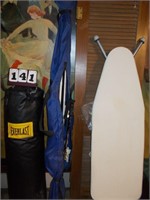 EVERLAST BAG / SKIis / door / iron board