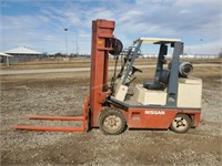 Nissan 4000LB Propane Forklift