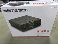 Emerson Smart Set dual alarm clock radio