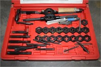 Threading Tools Black Max Tap and Die Set