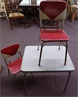 Vintage 1950s Kids Table Chair Set 24 X 18 X 21"