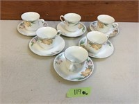 6 Tea Cups & Saucers