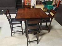 BISTRO STYLE DINING ROOM TABLE & 4 CHAIRS