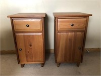 (2) WOOD END TABLES PAIR