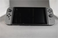 NINTENDO SWITCH - WORKS - NO CABLE, NEEDS FORMAT
