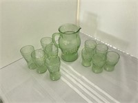 Green Depression pitcher & glasses (11 pcs)