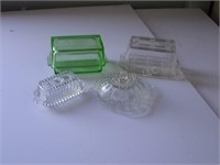 Covered butter dishes (4 pcs)