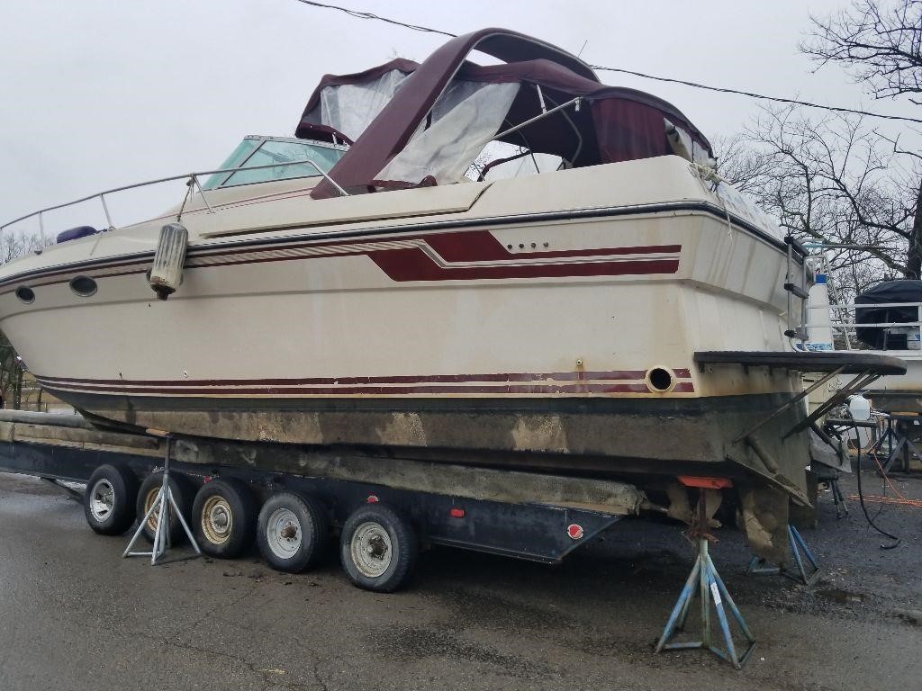 Mar. 4th at 6:00 PM CST 1986 36 ft Regal Commodore Yacht
