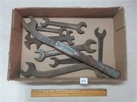 AN ASSORTMENT OF VINTAGE WRENCHES