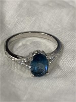 Sterling Silver Ring w/ Blue Topaz Sz 6.75