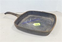 Antique Cast Iron Pan (10" Diameter)