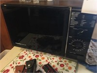 Microwave Oven (Working Great)