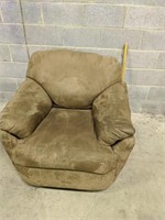 Swivel Base Lounge Chair