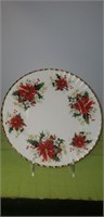 Royal Albert Yuletide dinner plate