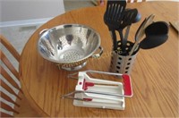 Kitchenwares including fry cutter