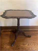 Carved Claw & Ball Foot Pedestal Table