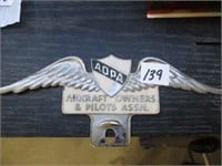 AIRCRAFT OWNERS & PILOTS ASSN. LIC. PLATE TOPPER