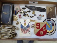 Military items: pins, patches, bronze star