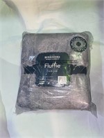 BERKSHIRE BLANKET AND HOME FLUFFIE THROW 60x80