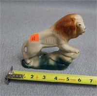 Stoneware Lion 5.5" t