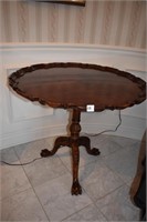 PIECRUST TABLE MAHOGANY 33" ROUND CLAW AND BALL