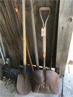 Wood  handle garden tools
