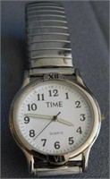 Timex quartz wristwatch, running
