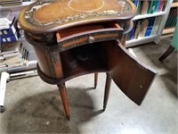 antique decorative table
