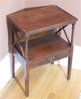 Wooden side Table w/drawer