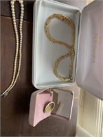 Friedman Jewelers Necklace, Pearl