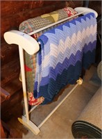 White Quilt Rack w/ Quilt & Afghan