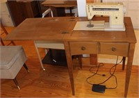 Vtg Singer Stylist 534 Sewing Machine w/ Table