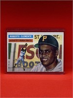 1956 Topps #33 Roberto Clemente Baseball Card