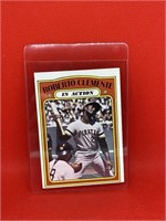 1972 Topps #310 IN ACTION Roberto Clemente