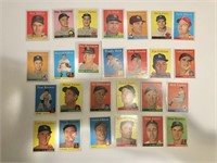 (26) 1958 Topps Baseball Cards