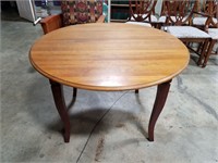 dining room table with wide leaf