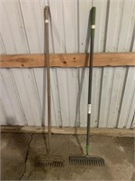 2 metal rakes