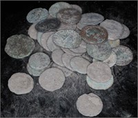 39 Pieces 78.6 g  Ancient Roman Coin Lot
