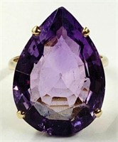 15K Ladies' Ring w/Large Pear-Shaped Amethyst.