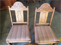 (4) antique dining room chairs