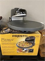 Presto Pizzazz Pizza Oven.
